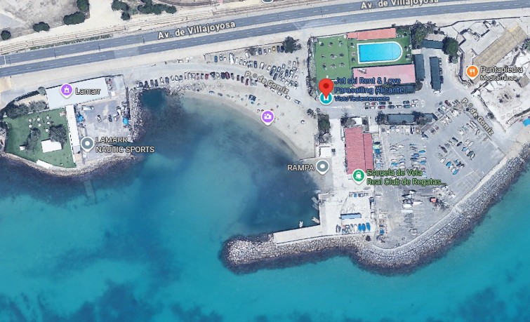Ubicación del Club de Regatas, junto a Puntapiedra, punto de salida de Jet Ski Beach